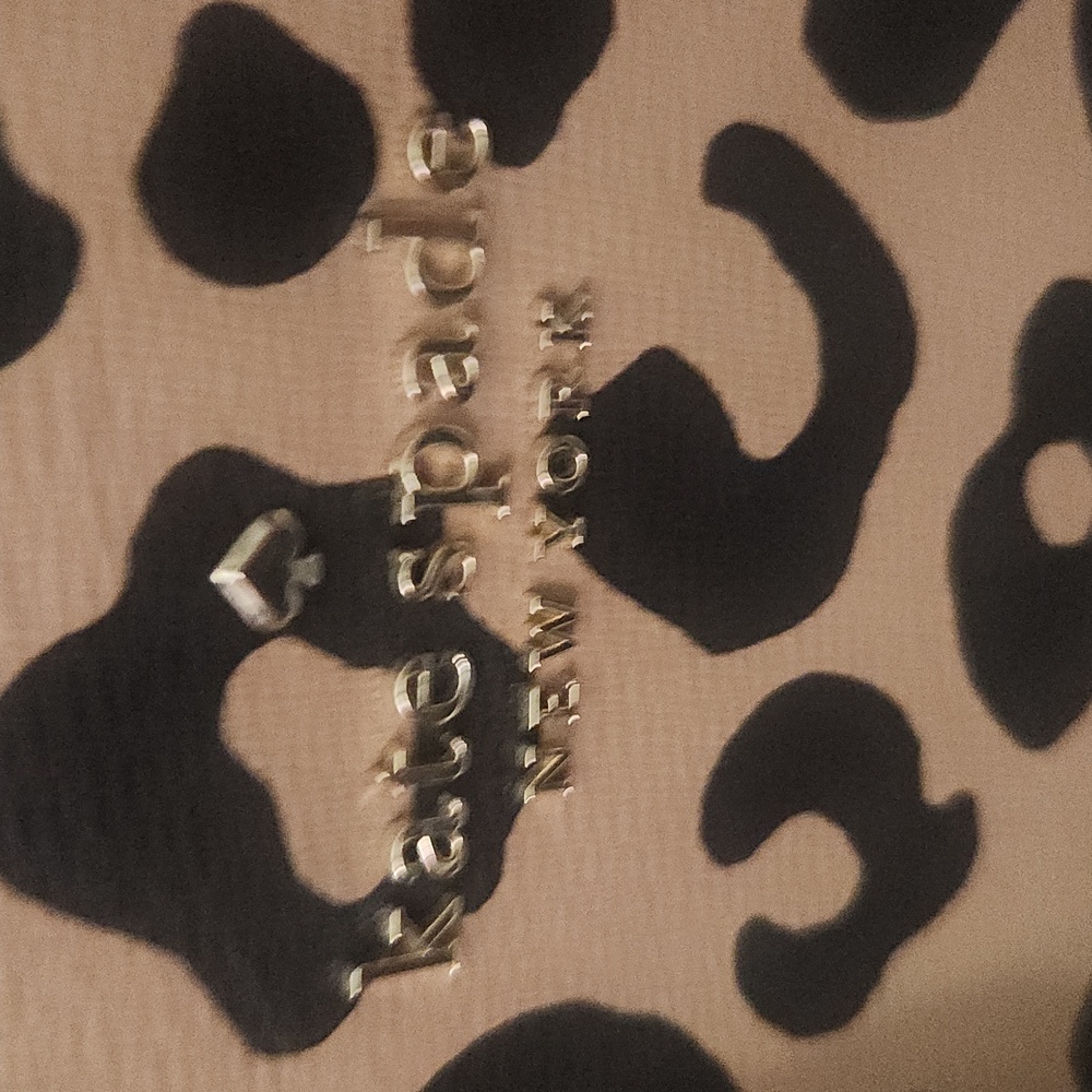 Kate Spade LIKE NEW! Tan and Black Leopard Print Handbag Or Crossbody Bag - Picture 3 of 7